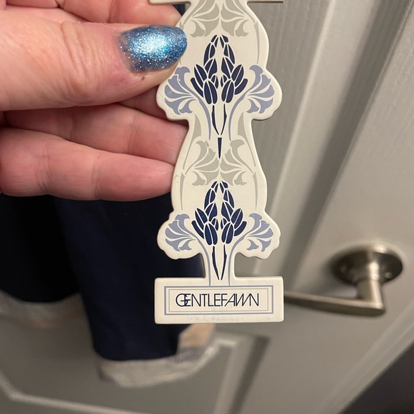 Gentle Fawn large halter top navy with pattern trim still with tags. - Picture 4 of 9